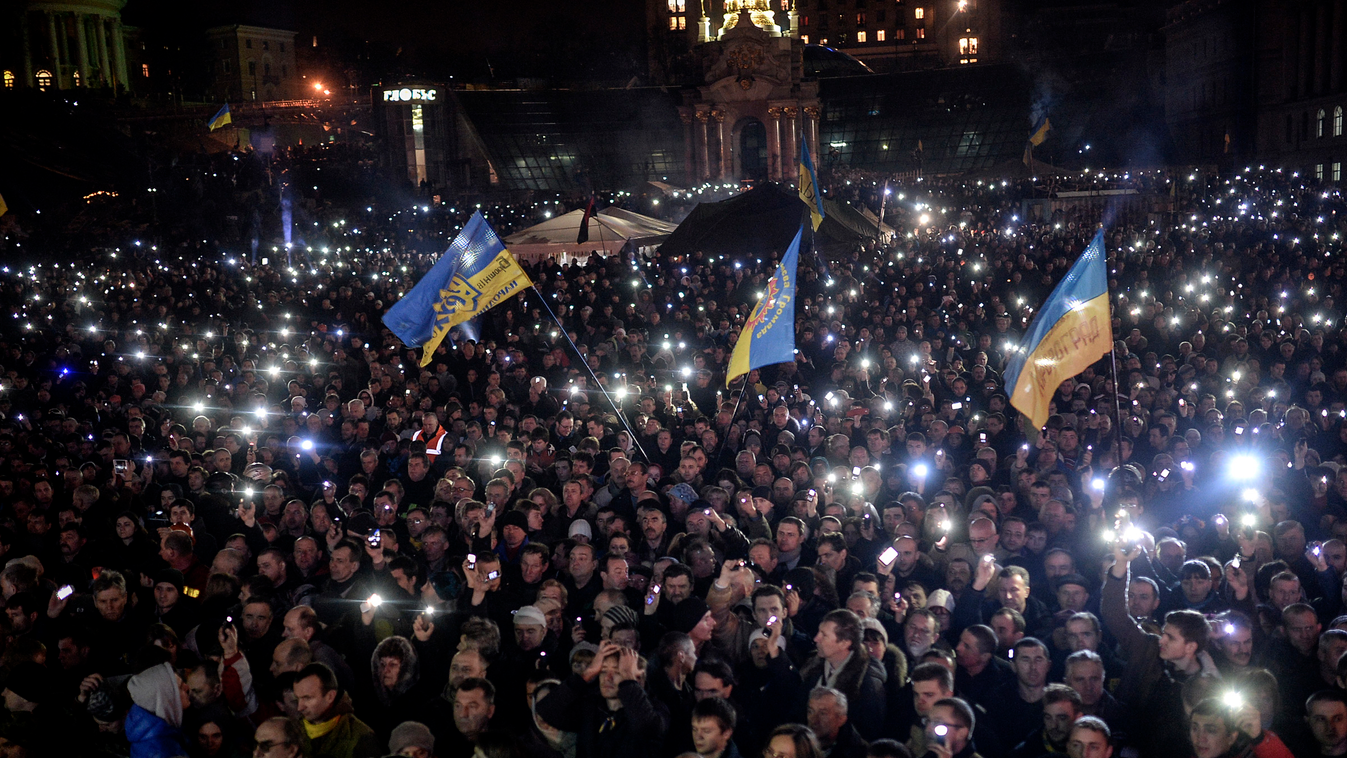 Tüntetés Ukrajnában, demonstrálók Kijevben, Ukrajna 