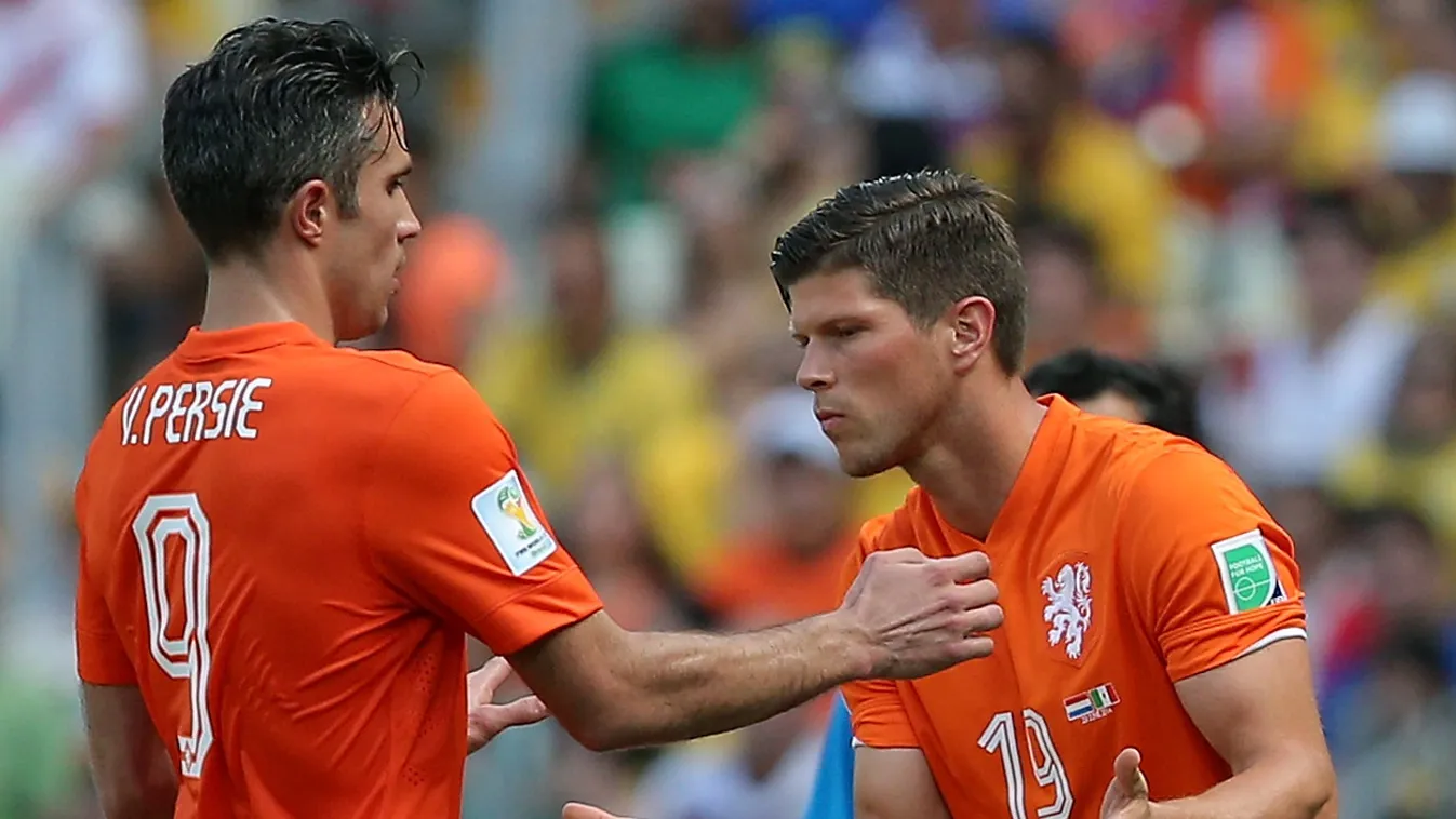 Netherlands v Mexico: Round of 16 - 2014 FIFA World Cup Brazil Football|Soccer|2014 FIFA World Cup|FIFA Cup 2014|world Cup|Holland|Netherlands FORTALEZA, BRAZIL - JUNE 29: Klaas-Jan Huntelaar of the Netherlands enters the game for Robin van Persie during 