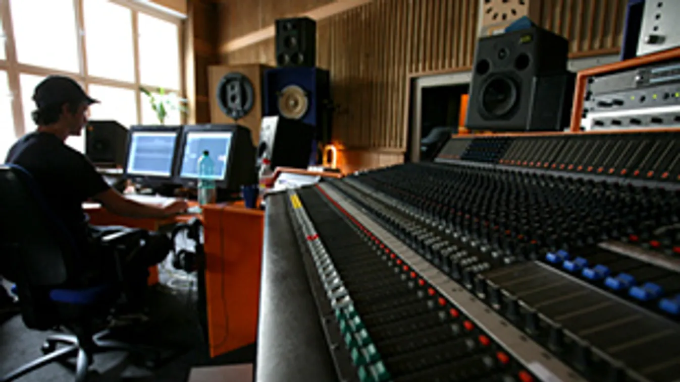 Stúdió, lemezfelvétel, zenekészítés