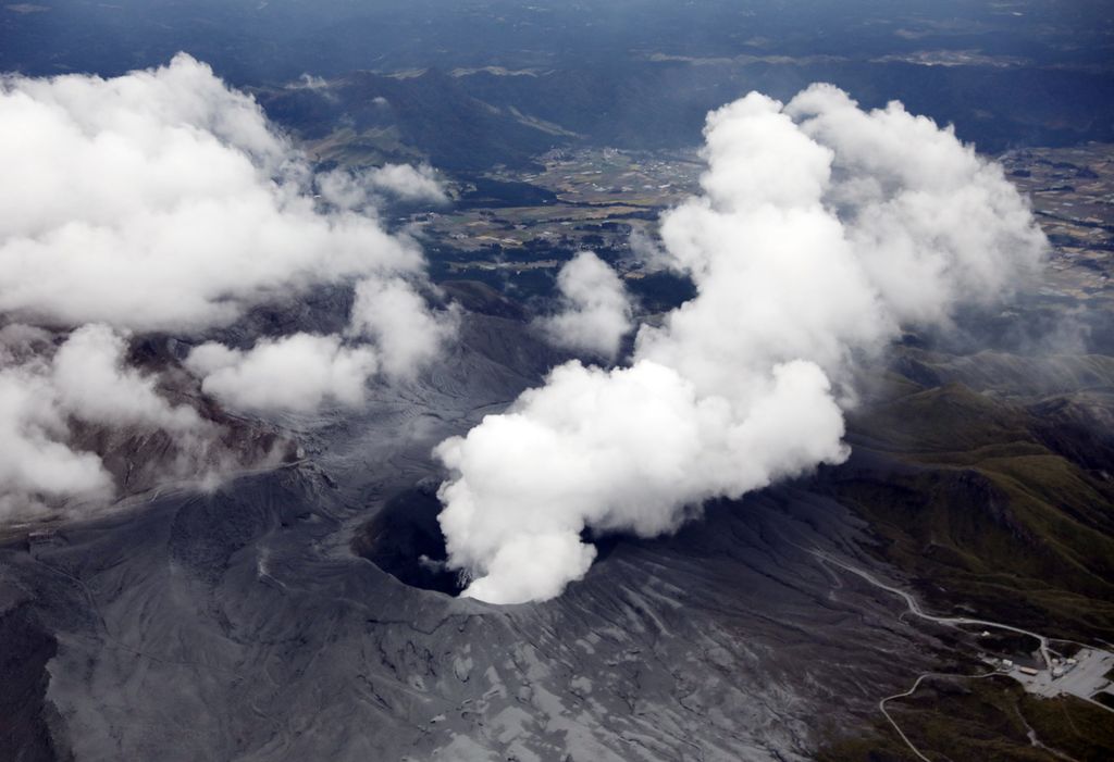 Vulkánkitörés Japánban 