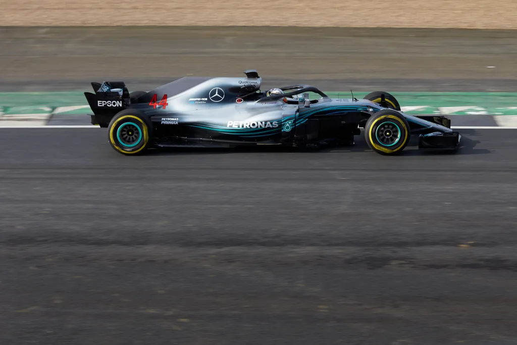 Forma-1, Mercedes-AMG Petronas, Mercedes W09 bemutató, Lewis Hamilton 