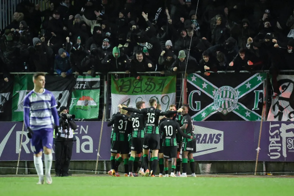 Labdarúgás, OTP Bank Liga, Újpest-Ferencváros 2022.01.30. 