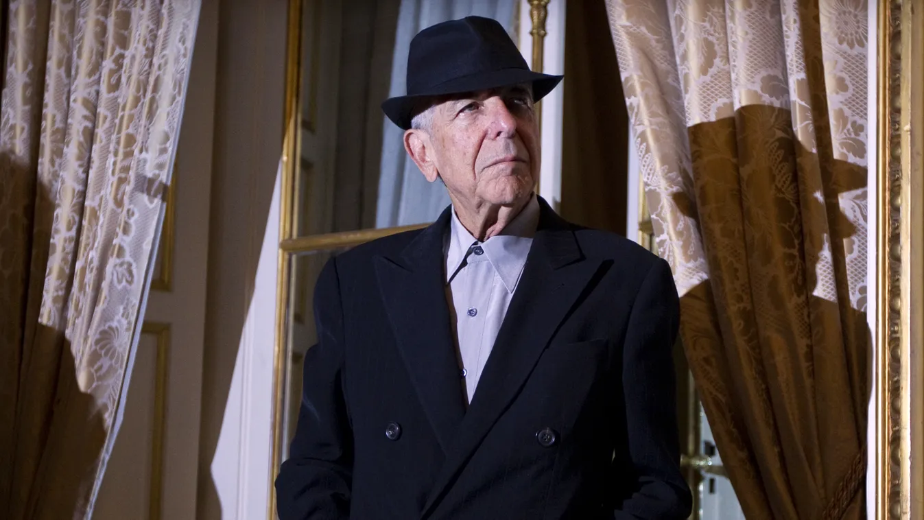 Leonard Cohen énekes zenész kanadai költő, regényíró, dalszövegíró 