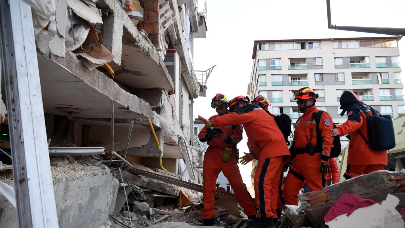 törökország, szíria, földrengés, mentés, rom, romok, katasztrófa, török, mentőalakulat 