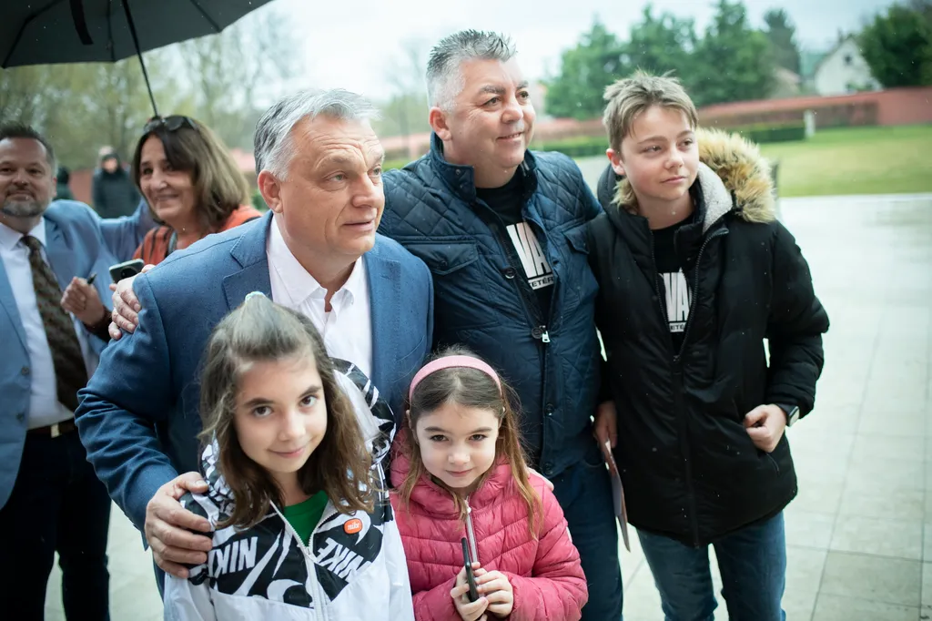 Választás 2022, Orbán Viktor, Dunaharaszti, kampánygyűlés 