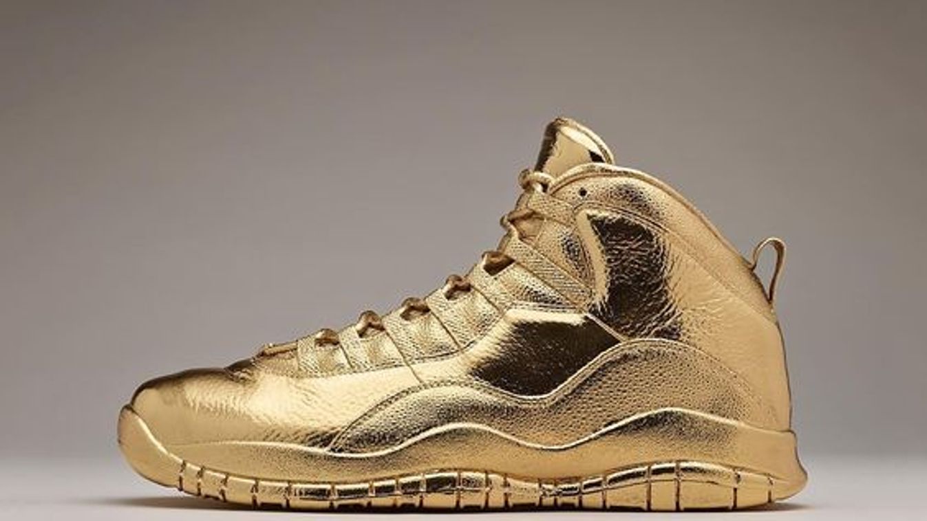 A világ legdrágább sportcipői, Solid Gold OVO x Air Jordan 