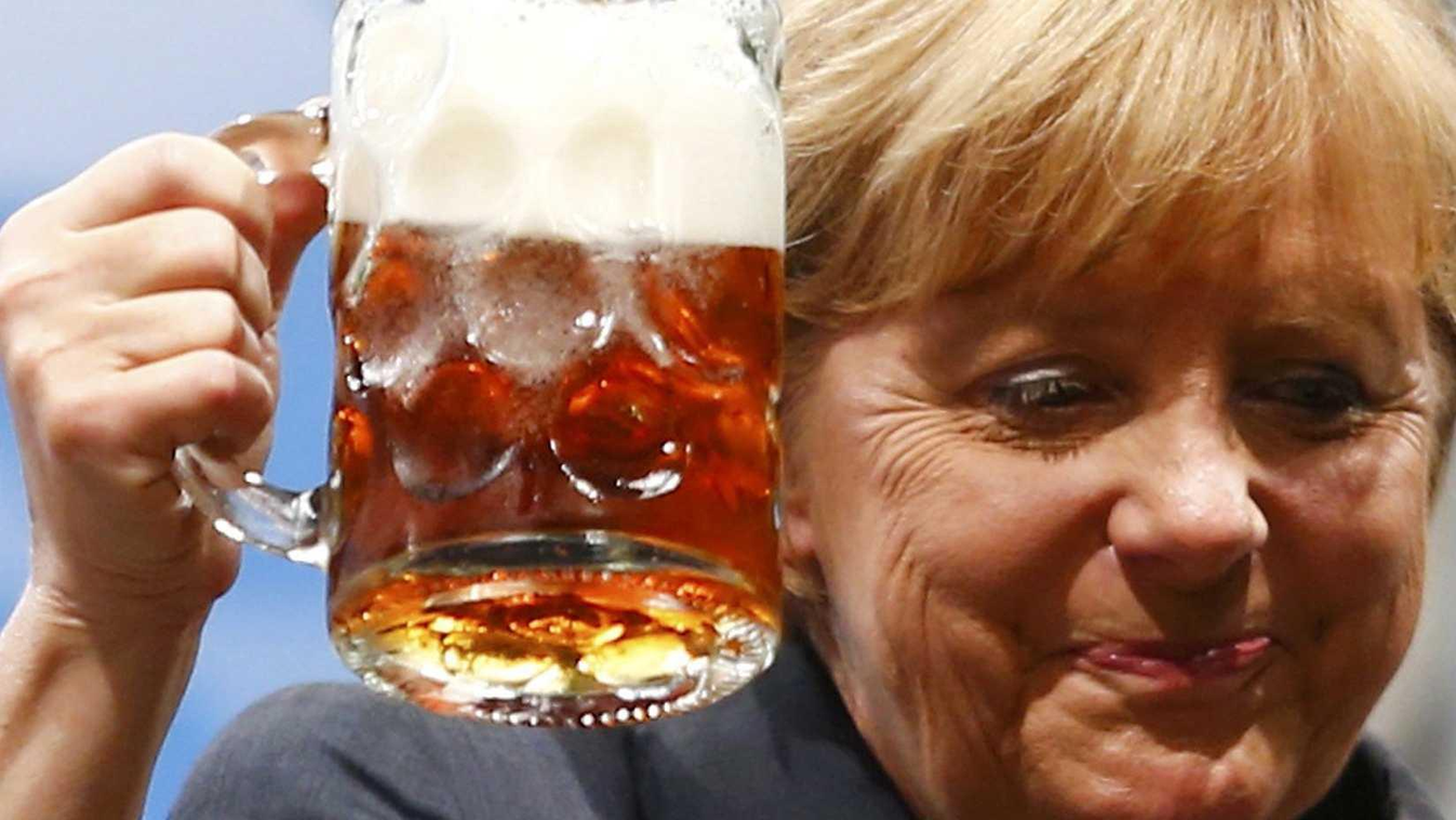 Angela Merkel most már nyugodtan ünnepelhet. 