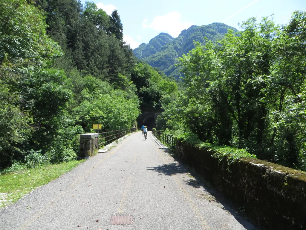 Pontebba Carnia bicikliút Alpok-Adria kerékpárút 