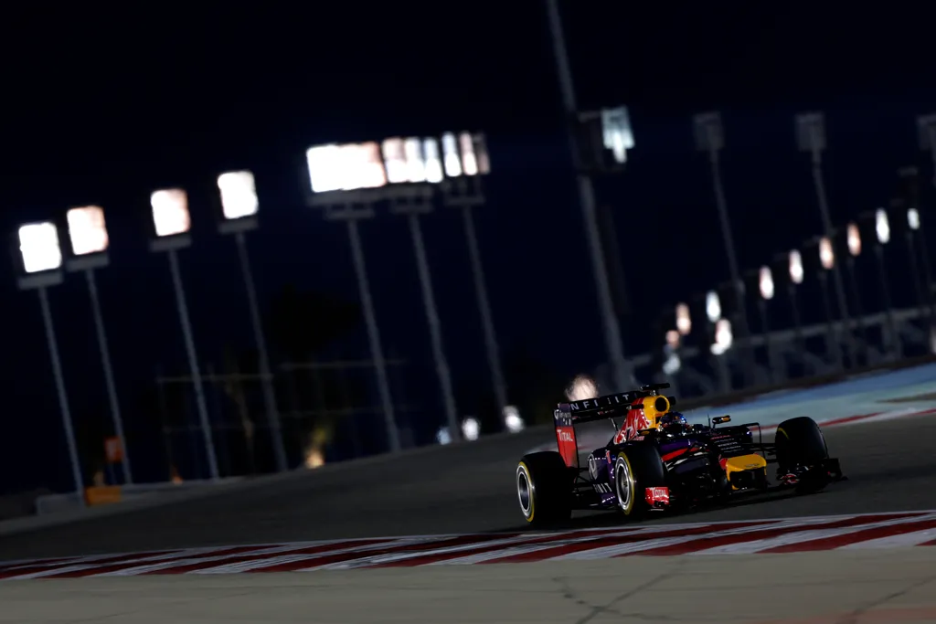 Forma-1, Sebastian Vettel, Red Bull, Bahrein teszt 2014, 4. nap 