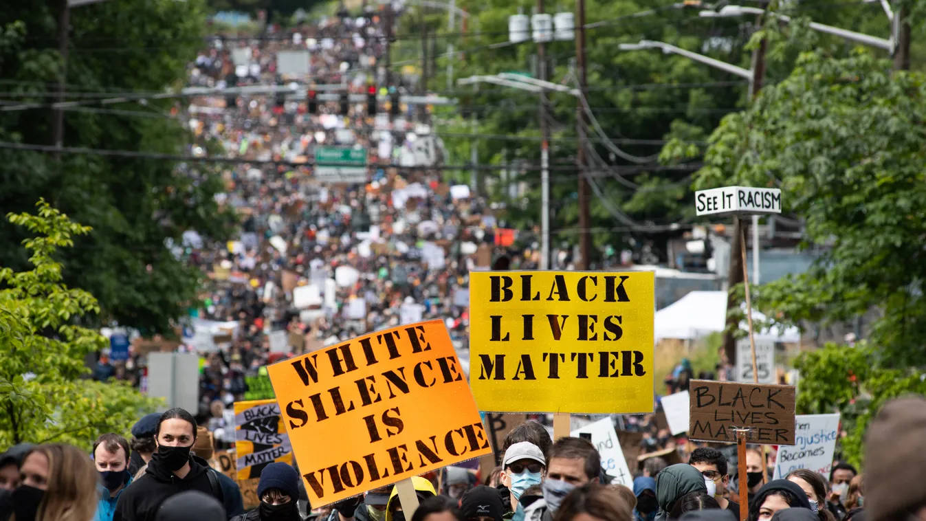 Seattle, USA, Egyesült Államok, tüntetés, gyújtogatás, zavargás, 2020, George Floyd, rendőr, rendőrség, erőszak 
