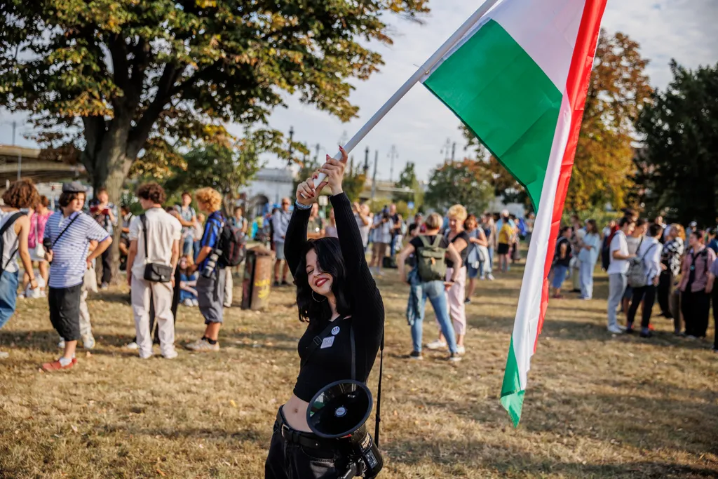 Demokrácia napi tüntetés, Budapest, 2023.09.15. oktatás, tanulás, tanítás, tanító, diák, tanár 