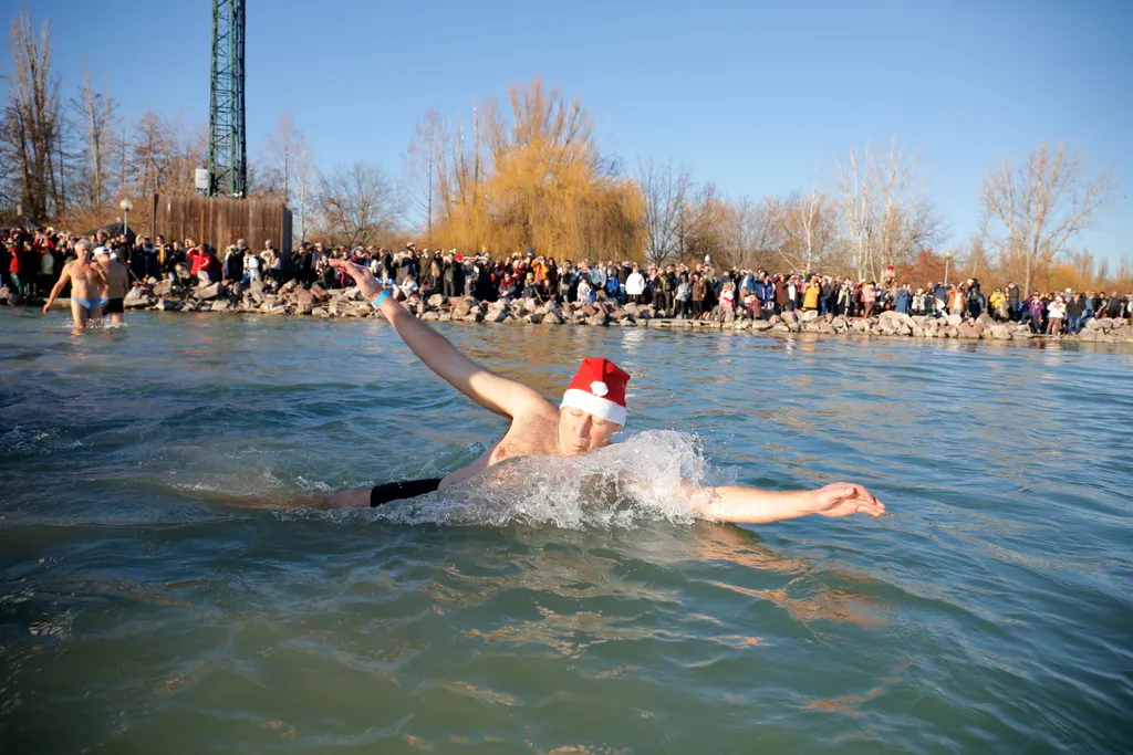 Szilveszter, fürdőzés, Balaton 