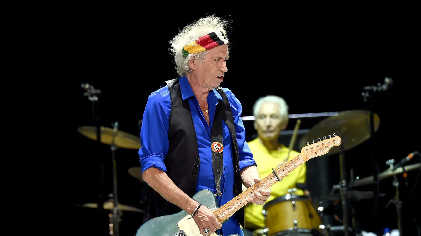 Desert Trip - Weekend 2 - Day 1 GettyImageRank1 Performance HORIZONTAL Musician USA DESERT California MUSIC Rolling Stones Photography MUSIC FESTIVAL Indio - California Keith Richards - Musician Arts Culture and Entertainment Celebrities Empire Polo Field