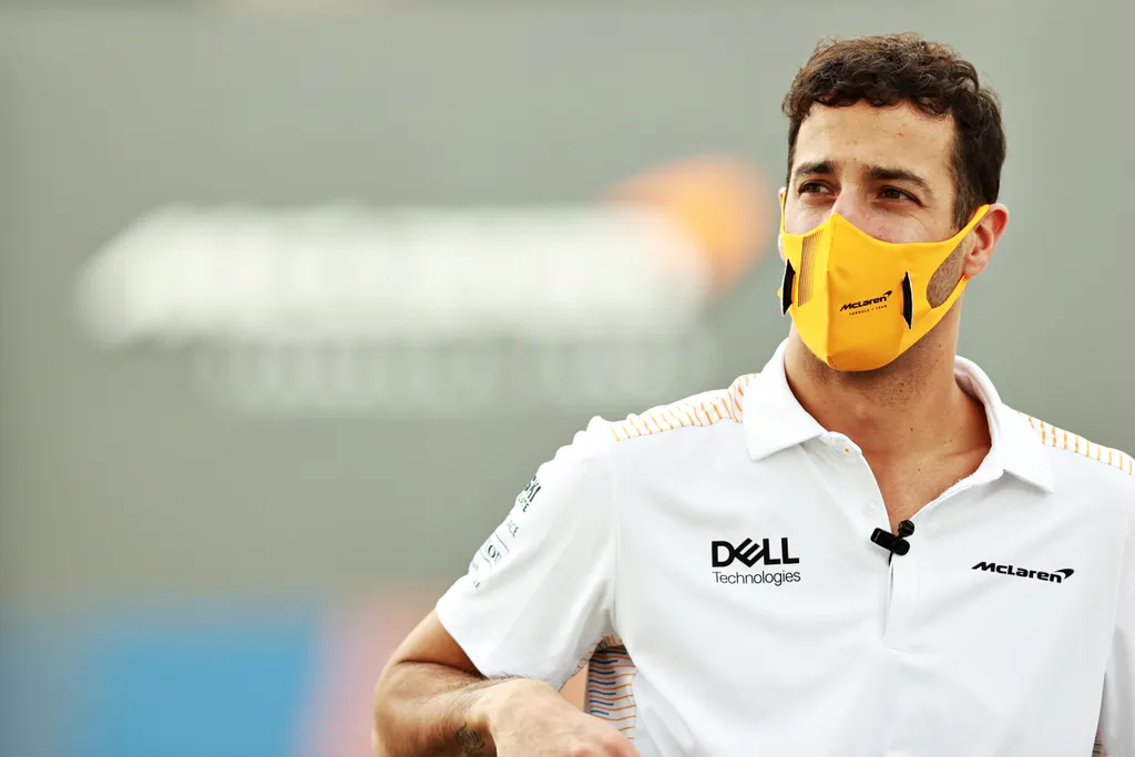Forma-1, Daniel Ricciardo, McLaren Racing, Bahrein teszt 