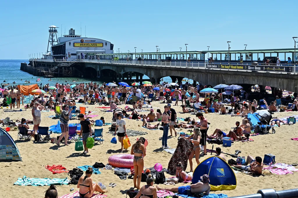 Bournemouth beach strand 