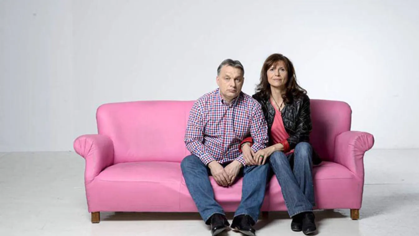 Orbán Viktor és felesége, rózsaszín kanapé, kampány, választás 2014 