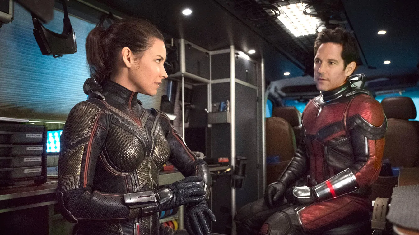 null null Marvel Studios ANT-MAN AND THE WASP

L to R: The Wasp/Hope van Dyne (Evangeline Lilly) and Ant-Man/Scott Lang (Paul Rudd) 

Photo: Ben Rothstein

©Marvel Studios 2018 