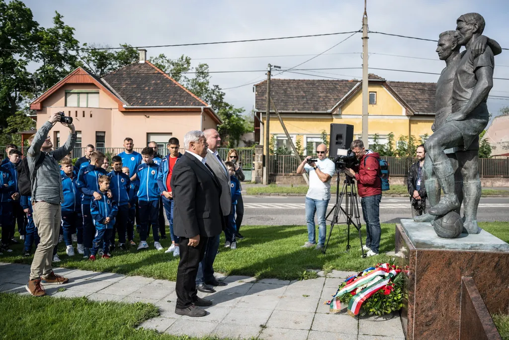 NÉMETH Szilárd; LOMNICI Zoltán; CZIBOR Zoltán; TÓTH II. József, Labdarúgás, Magyarország, foci, Aranycsapat, emlékezés 