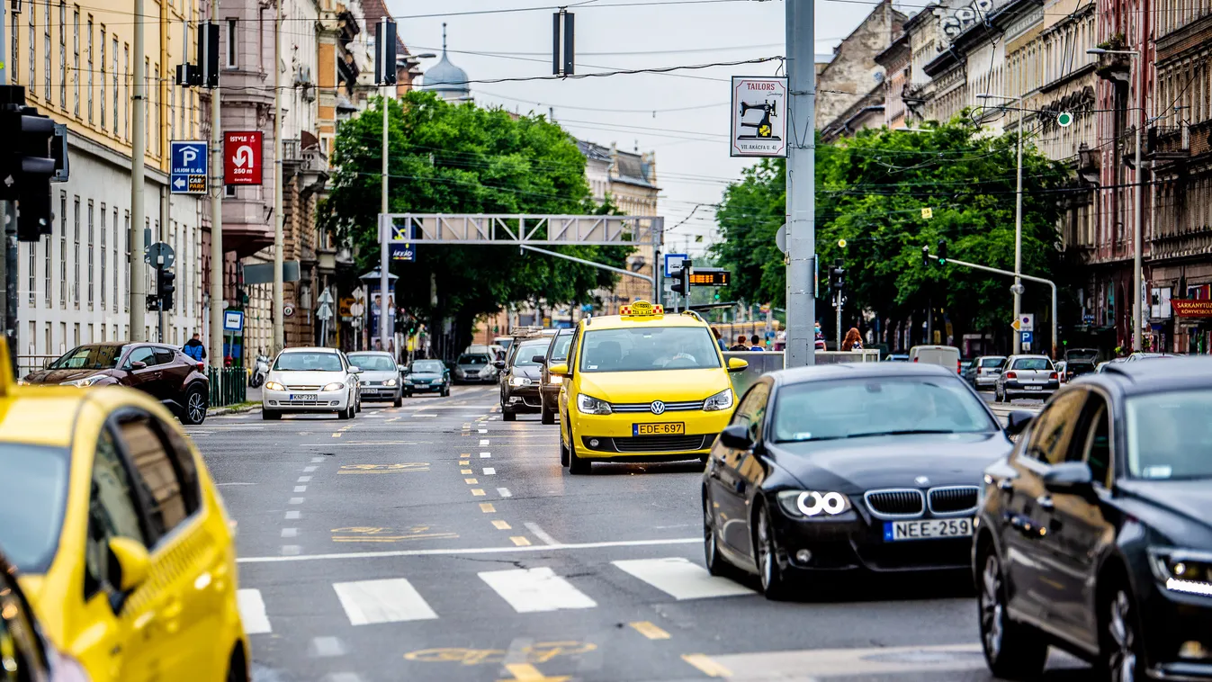 Budapest Nagykörút biciklisáv bicikli kerékpársáv kerékpár közlekedés 