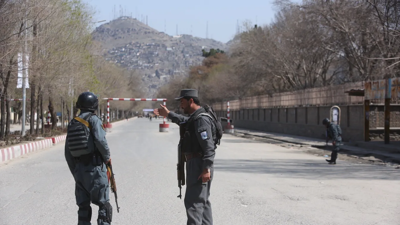 Afganisztán, Kabul, öngyilkos merénylet 