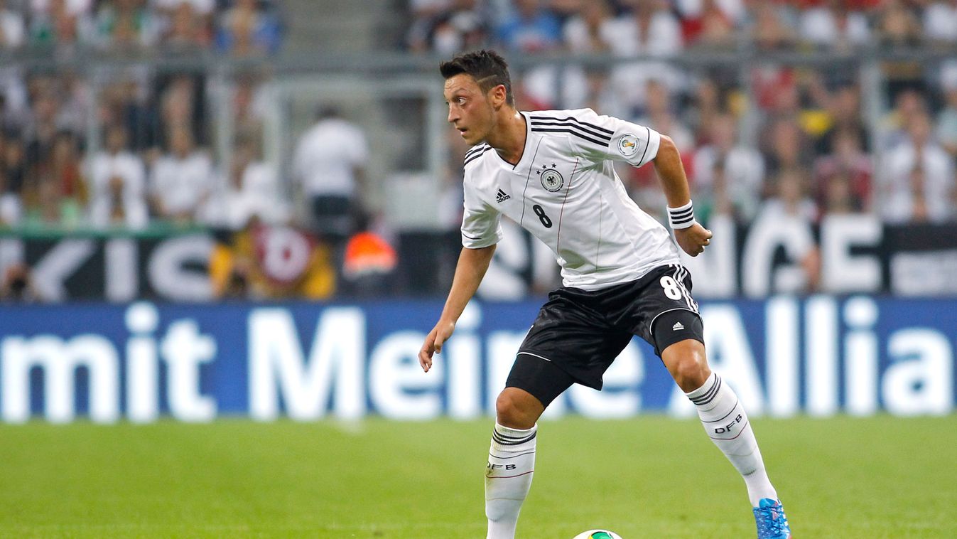 Mesut Özil német labdarúgó, német fociválogatott