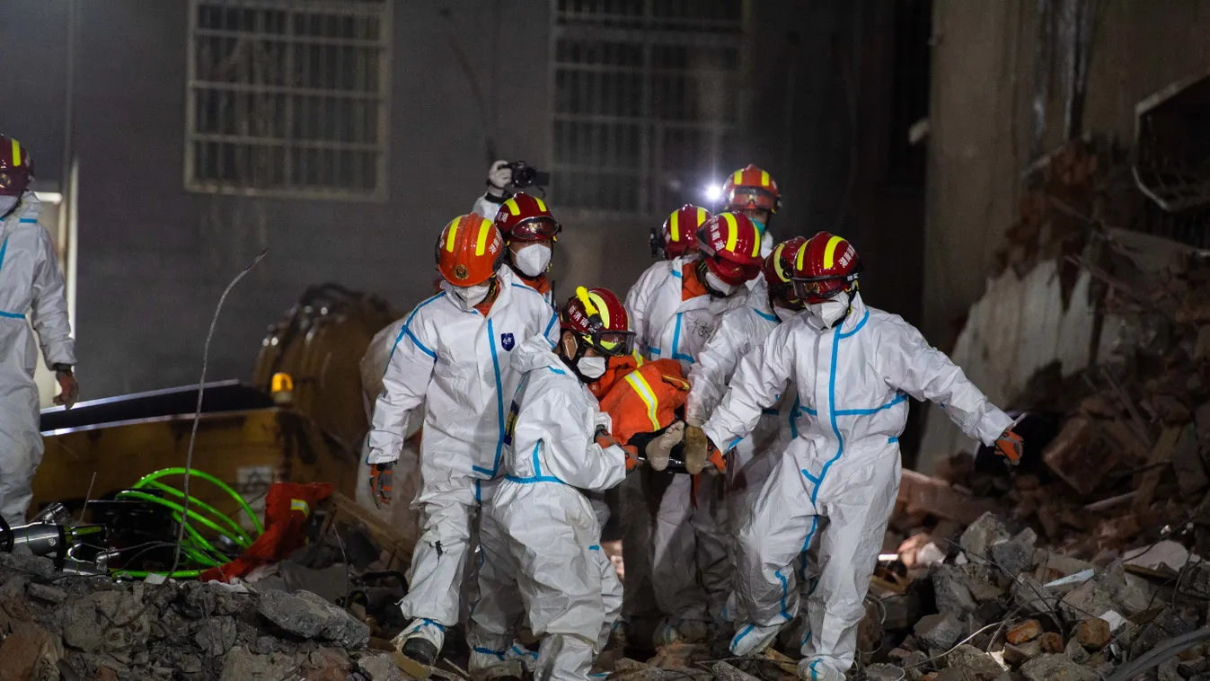 CHINA-HUNAN-CHANGSHA-BUILDING COLLAPSE-RESCUE (CN) cn jt Horizontal 