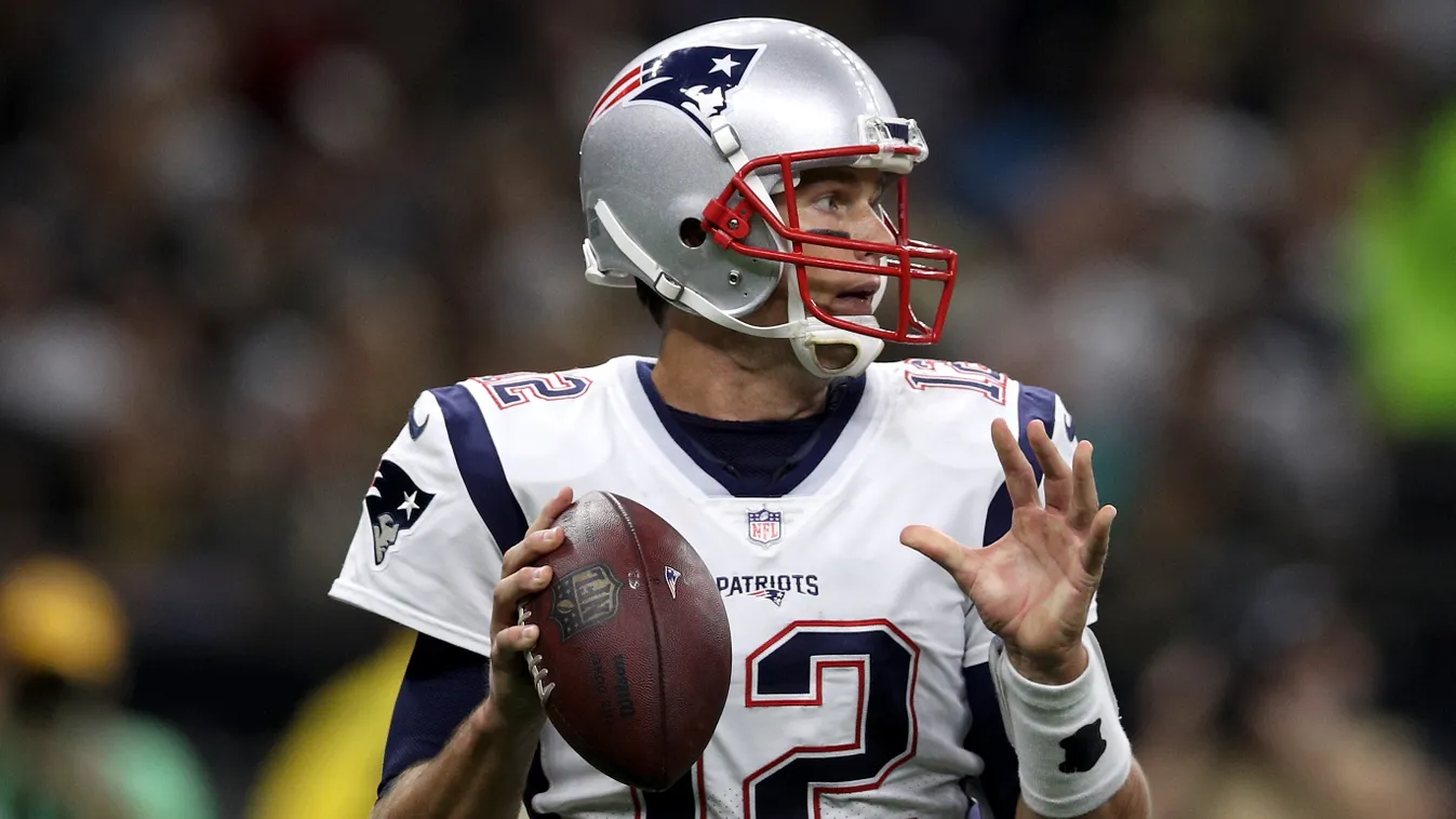 New England Patriots vs New Orleans Saints GettyImageRank2 SPORT HORIZONTAL American Football - Sport USA Throwing STADIUM New Orleans Passing - Sport Louisiana Superdome Photography New England Patriots Tom Brady - American Football Quarterback NFL New O