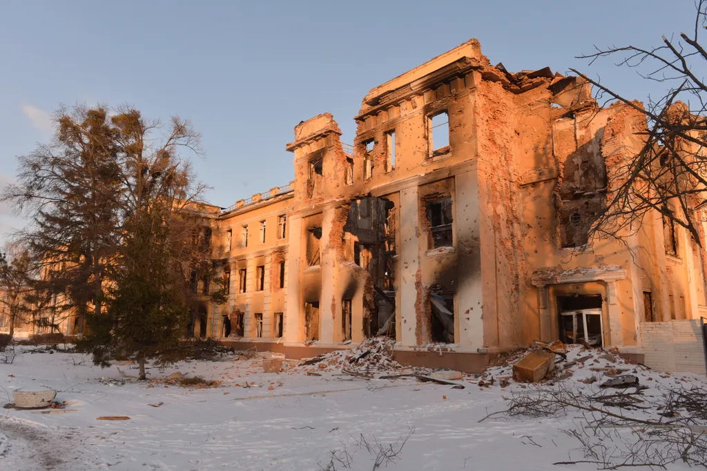 Ukrán válság 2022, orosz, ukrán, háború, Ukrajna, rom, romok, pusztítás, Harkov 