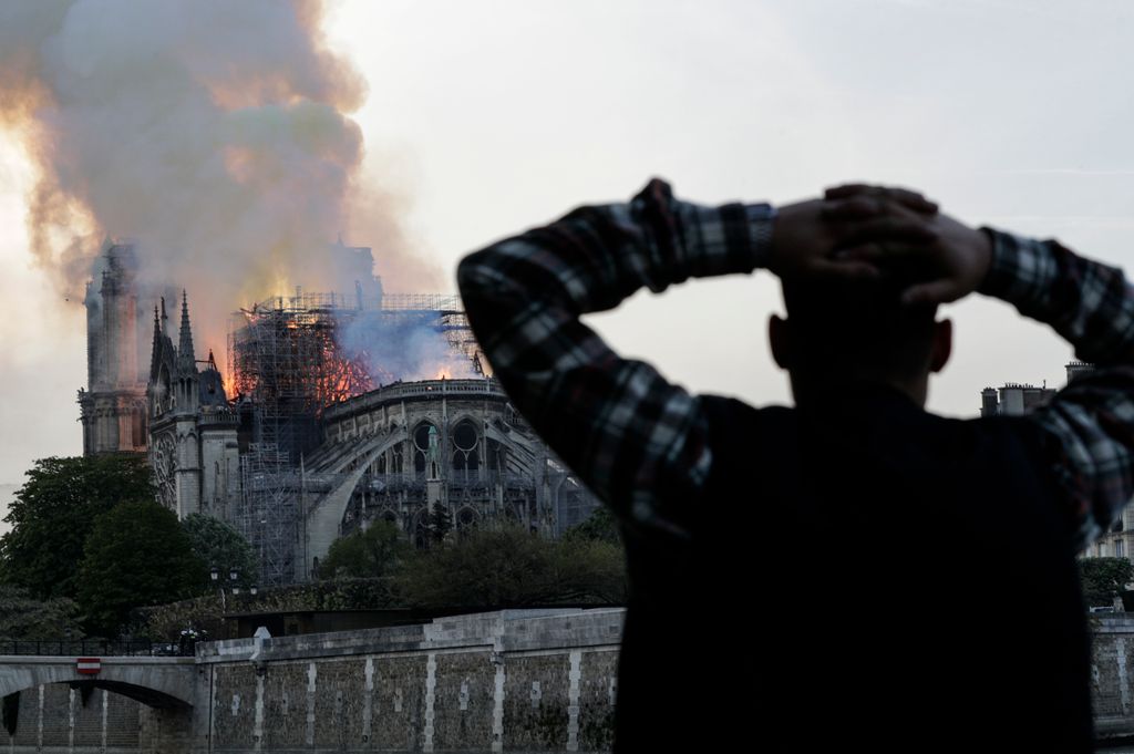 Tűz, Párizs, Notre Dame, 2019.04.15. 