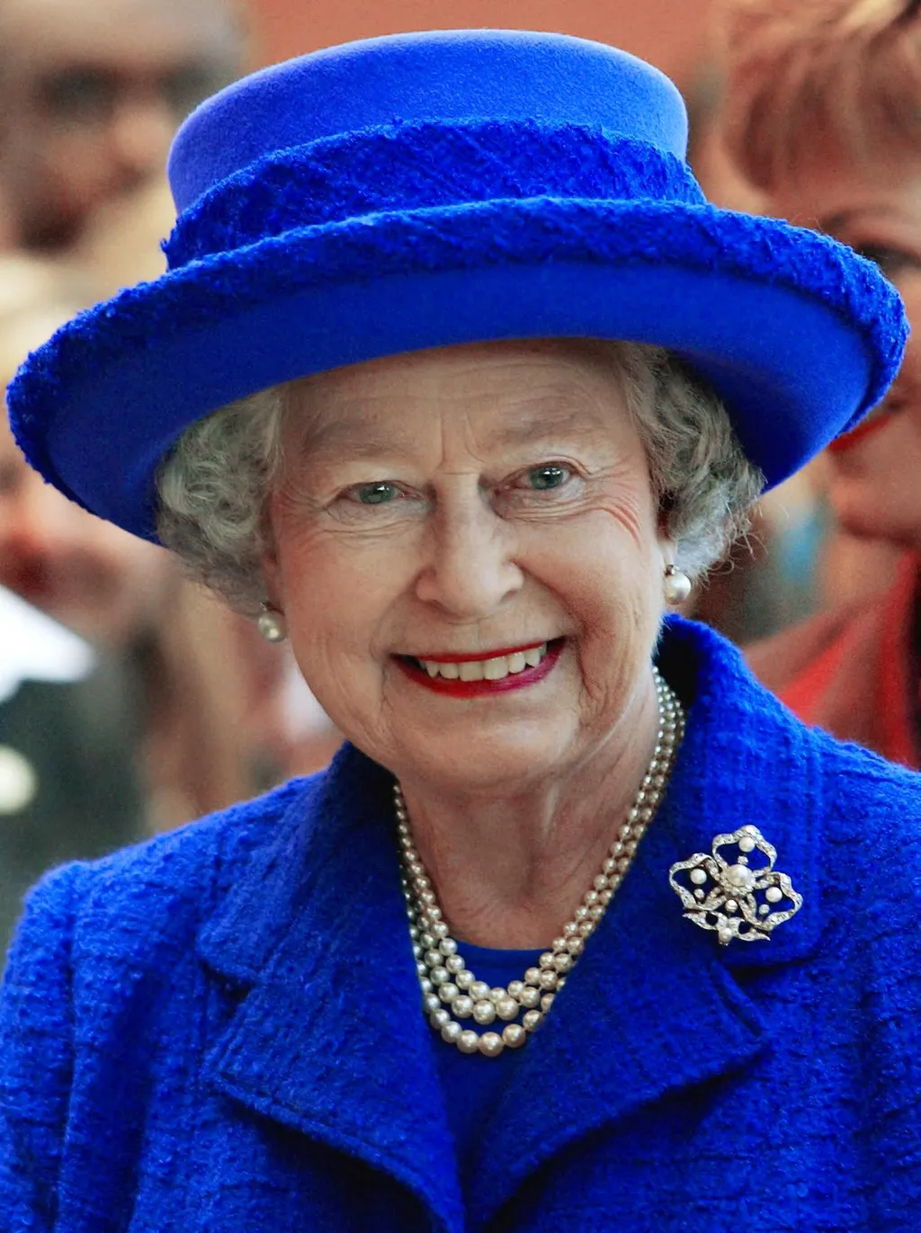 Queen Elizabeth II. Erzsébet királynő, A királynő legdrágább brossai, bross, királyi család, ékszer 