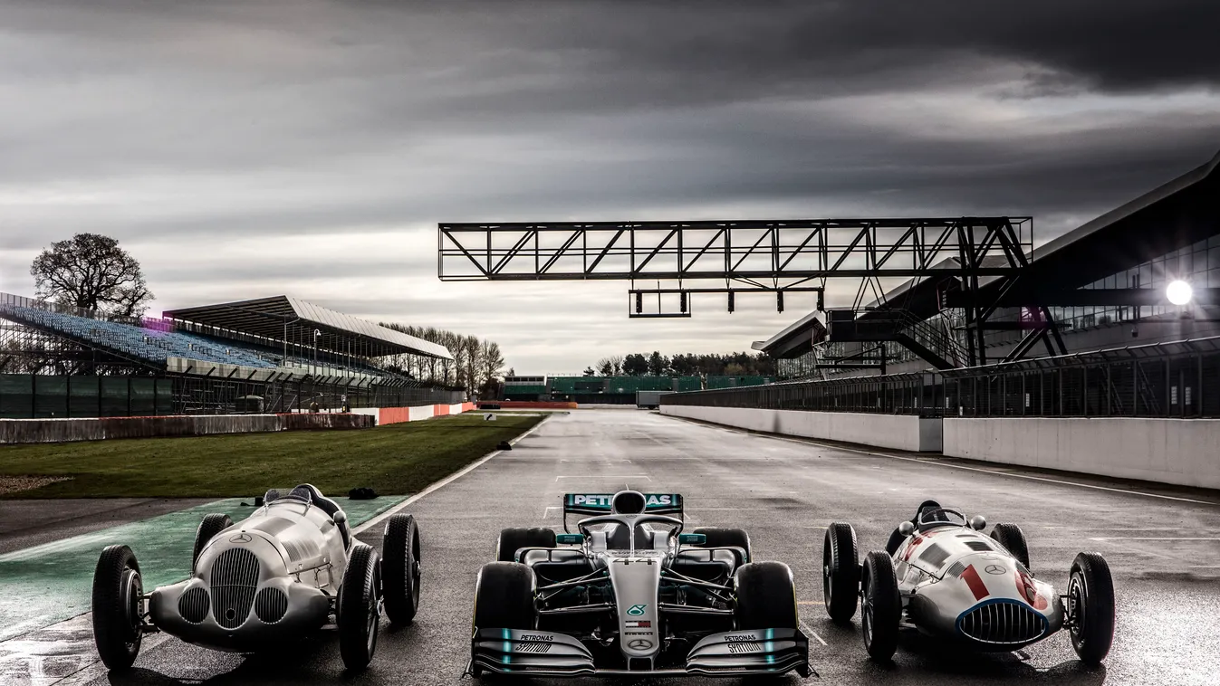 Mercedes-Benz Classic Insight: 125 years of Motorsport, Silverstone, Day 1 - Jürgen Tap 2019 Chinese Grand Prix - Preview 2019 Chinese Grand Prix 2019 Press Releases HOLDING Motorsport MMM Silverstone Circuit 2019 Internal Assets 2019 Events 2019 Mercedes