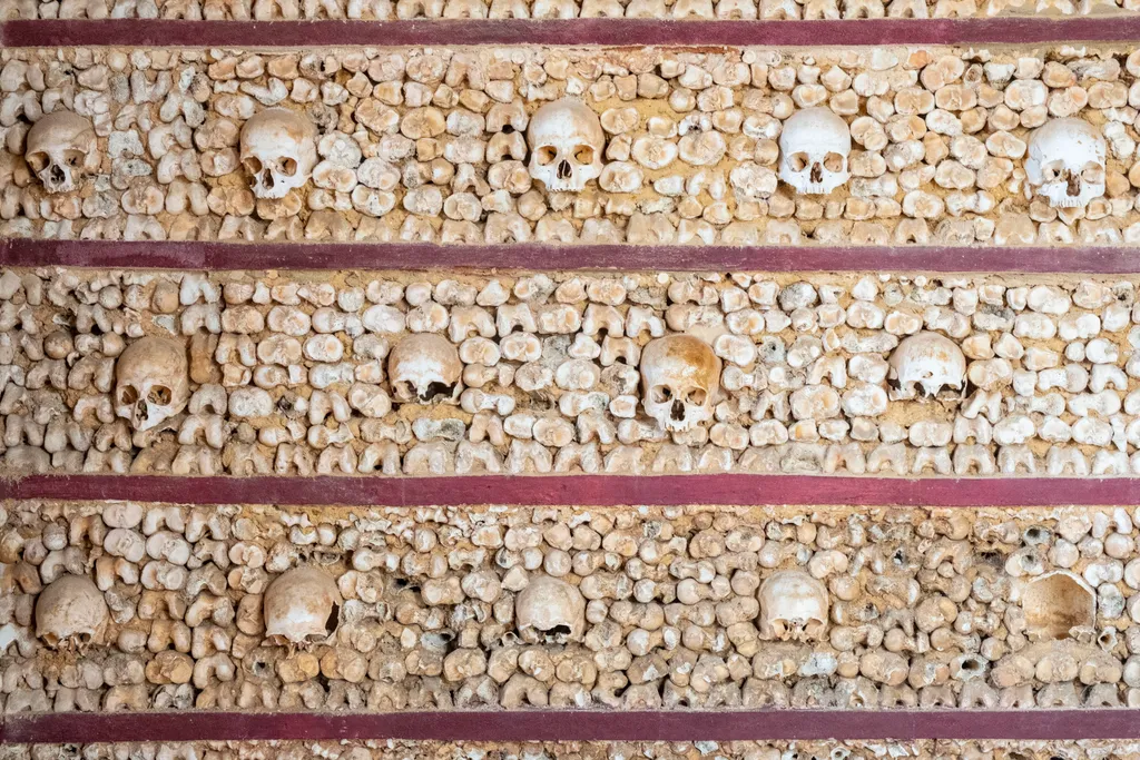 Capela dos Ossos, Evora, EVóra, Portugália, portugál, kápolna, csontkápolna, hátborzongató, Chapel of Bones 