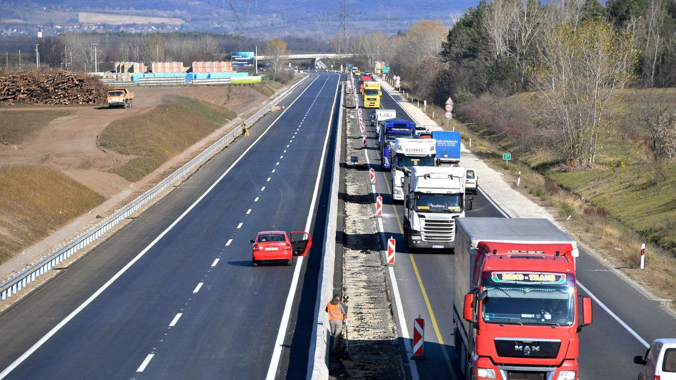 Az M2-es gyorsforgalmi út építése, 2018 