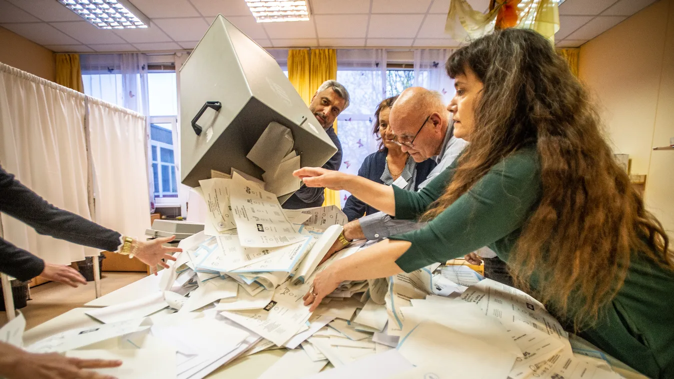 Választás 2022, 2022-es magyarországi országgyűlési választás,szavazatszámlálás, szavazat, számlálás, Mesevár Óvoda 