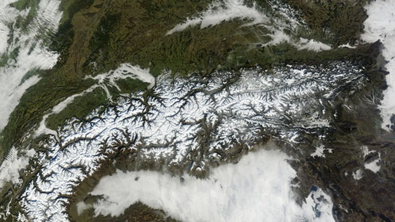 Alpok, műholdfelvétel, MODIS, gyűrt hegység