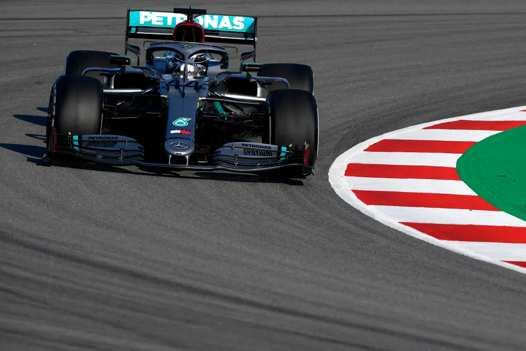 Forma-1, Lewis Hamilton, Mercedes-AMG Petronas, Barcelona teszt 2. nap 