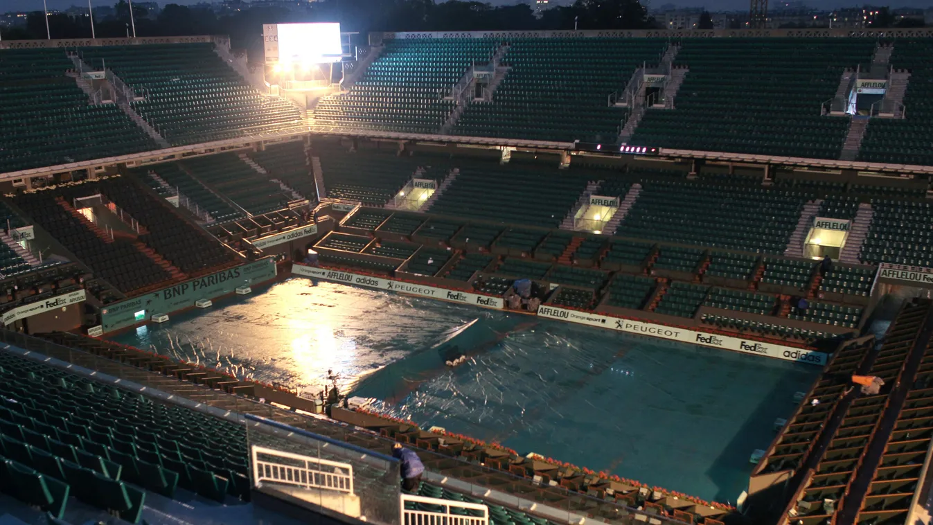 98501587 Horizontal TENNIS FRENCH TENNIS OPEN ILLUSTRATION TENNIS COURT EMPTY PLACE NIGHT RAIN, Roland Garros 