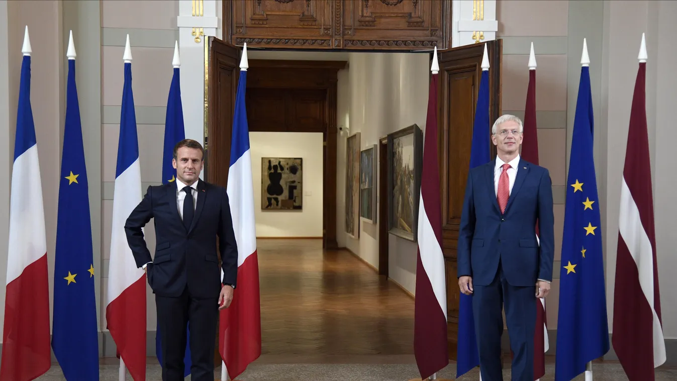 KARINS, Krisjanis; MACRON, Emmanuel 