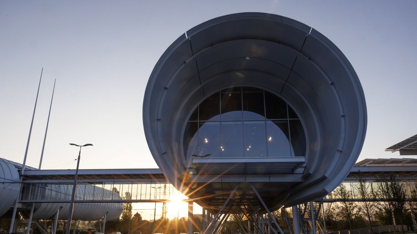 Meyrin, Európai Nukleáris Kutatási Szervezet, CERN, oktatási és ismeretterjesztő célú interaktív látogatóközpont, Science Gateway, 2023. 10. 08. 