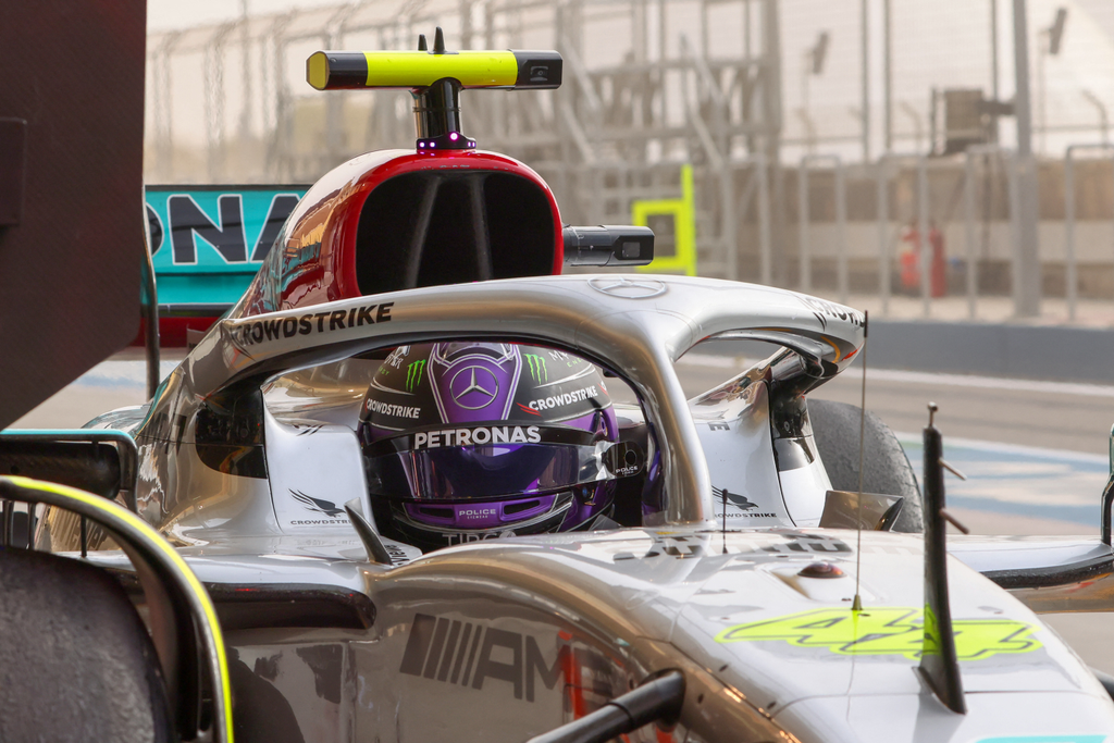 Forma-1, teszt, Bahrein 2. nap, Hamilton, Mercedes 