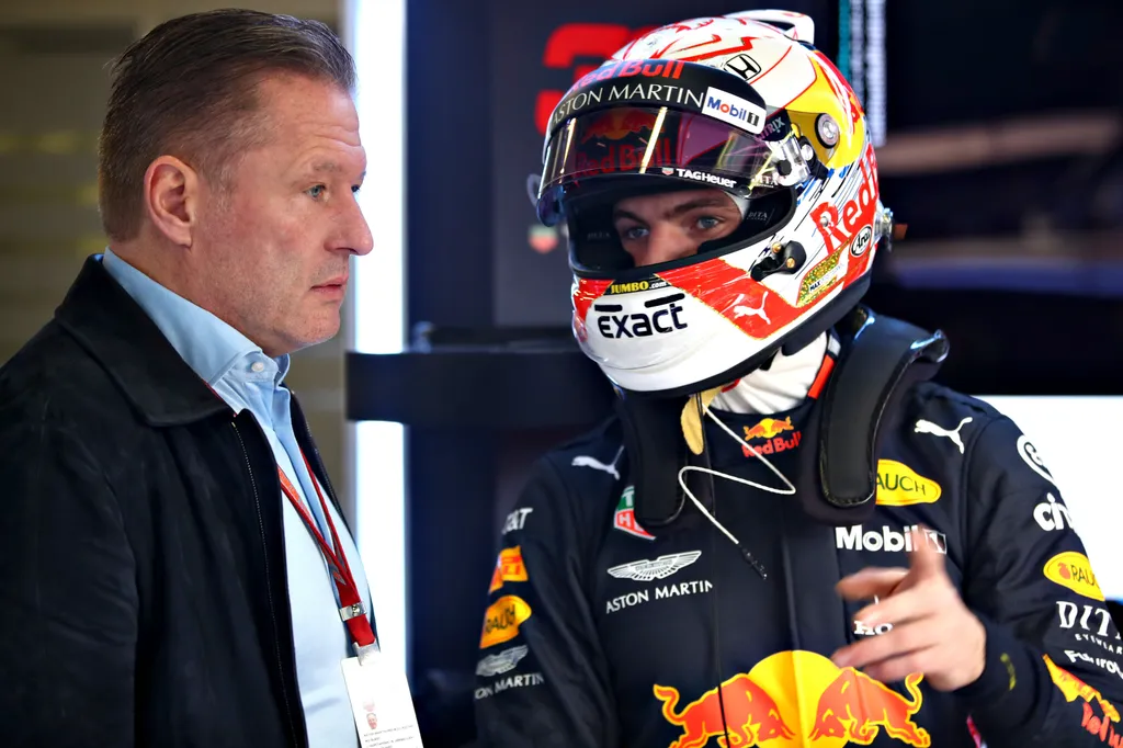 Forma-1, Jos Verstappen, Max Verstappen, Red Bull Racing, Barcelona teszt 3. nap 