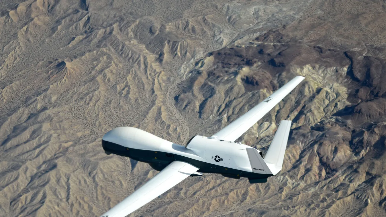 Triton drone, az amerikai haditengerészet óriásdrónja 