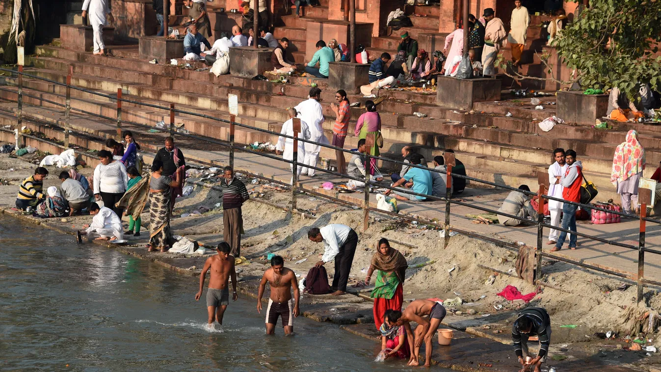 Gangesz, India 