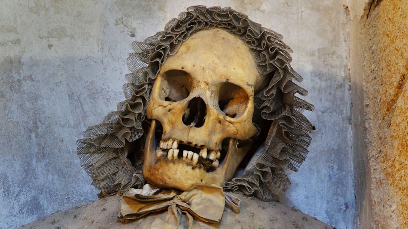 A tíz leghátborzongatóbb hely Európában, Capuchin Catacombs of Palermo