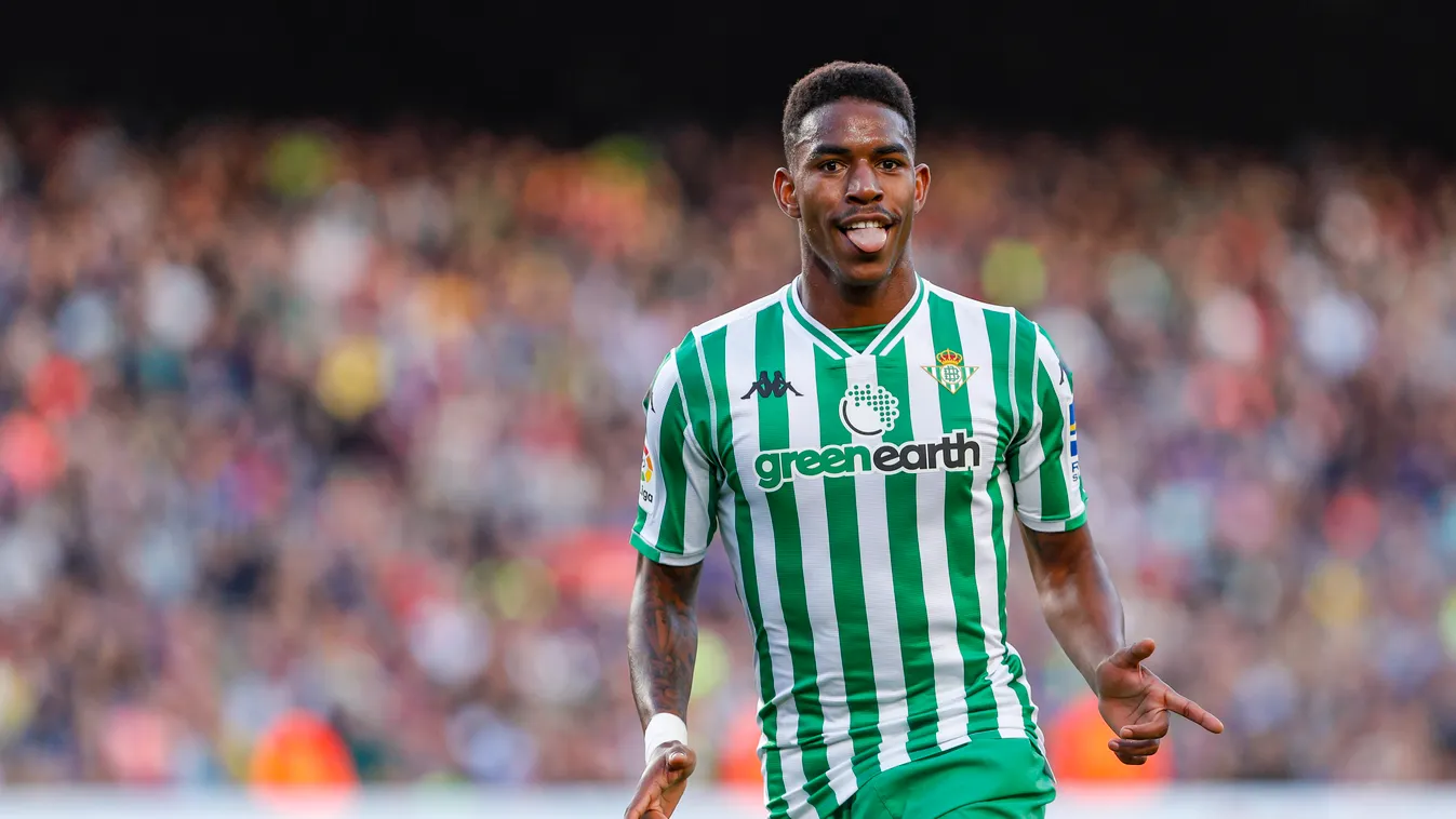 FC Barcelona v Real Betis Balompie - La Liga FC Barcelona against Real Betis Balompie Liga Santander - 2018/19 matchday 12 Mikel Trigueros Urbanandsport NurPhoto 