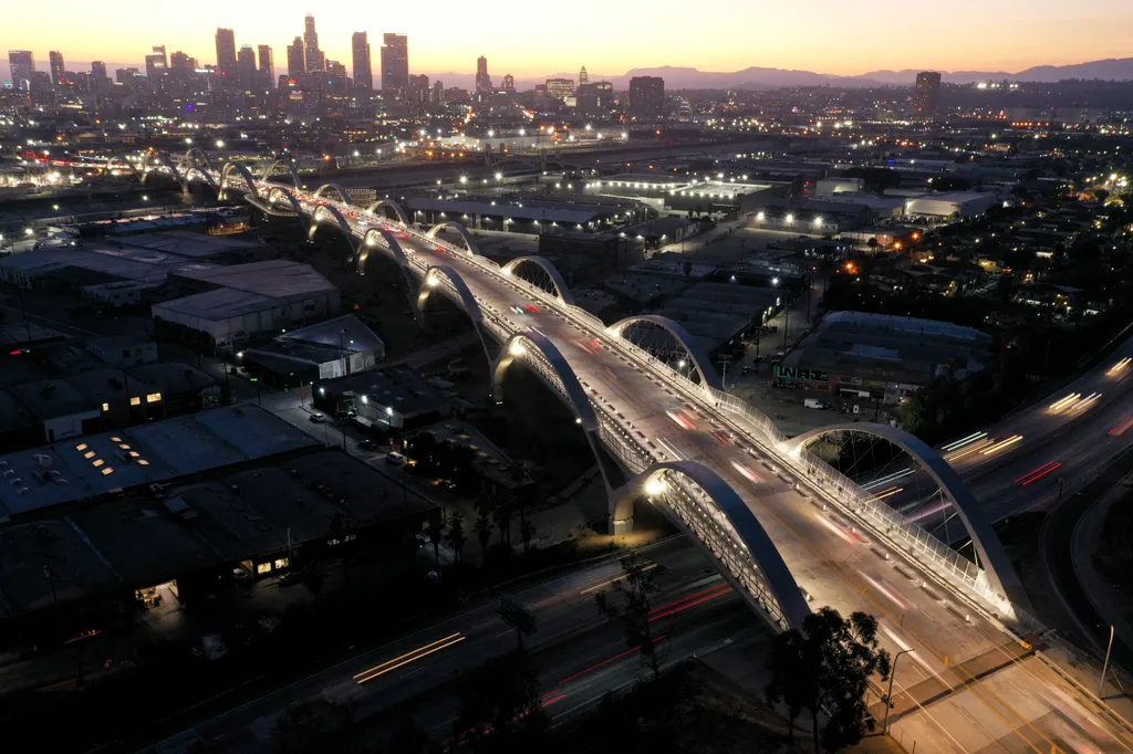 Los Angeles, viadukt, 6. viadukt, utca, út, híd, átadás 