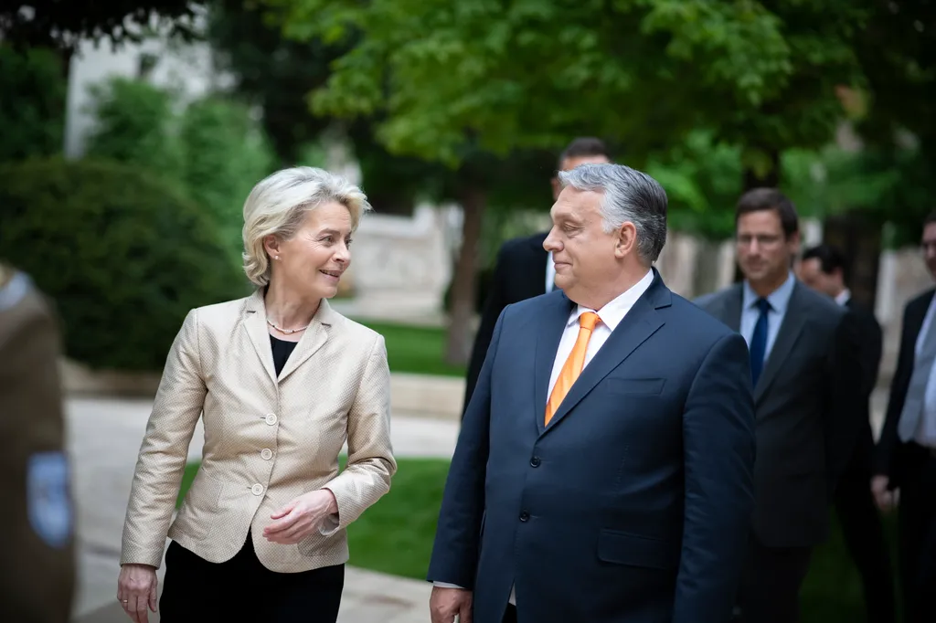 GULYÁS Gergely; VON DER LEYEN, Ursula; ORBÁN Viktor 