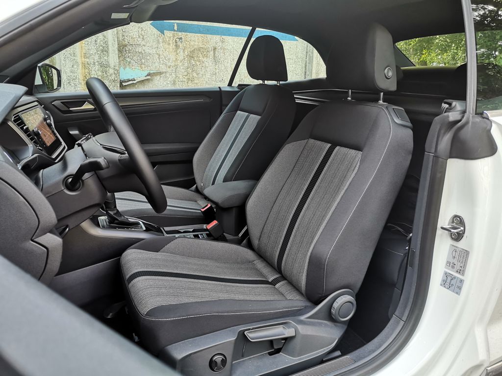 Volkswagen T-Roc Cabrio teszt (2020) 