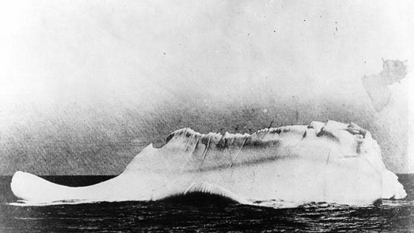 a Titanicot feltételezetten elsüllyesztő jéghegy, William Squares De Carteret, a Minia kábelfektető hajó kapitányának felvétele