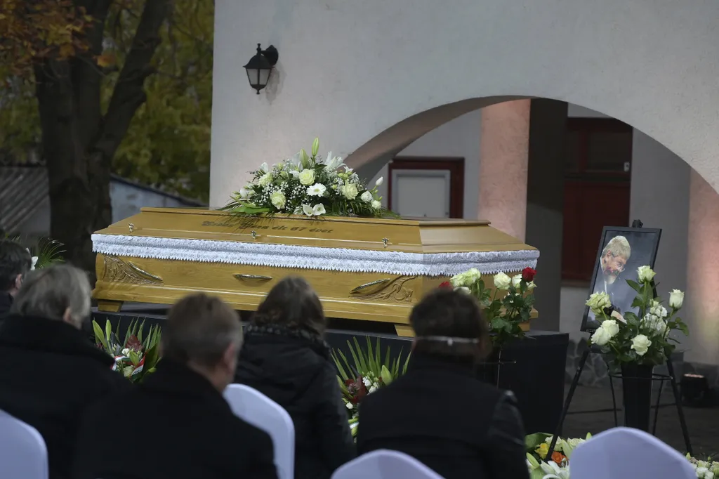 Szőcs Géza temetése  ORBÁN Viktor; SZŐCS Géza 